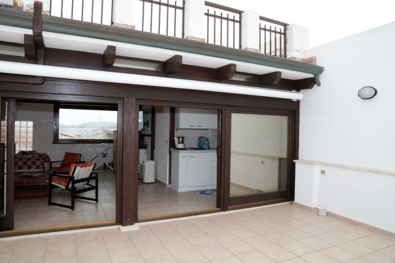 Luxury Apt Apartamento Calasetta Exterior foto